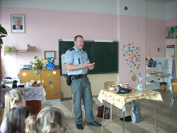Návštěva Policie ČR ve škole