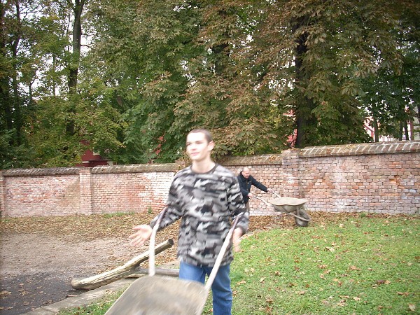 Příprava hřbitova odpadků 20. - 24. 10. 2009