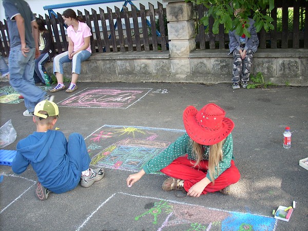 Malování na asfalt 29.6. 2009